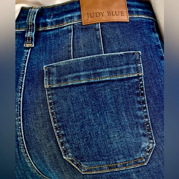 ❤️ Judy Blue High Waist Wide Crop Utility Jeans with Patch Pocket -dark wash - Picture 6 of 9